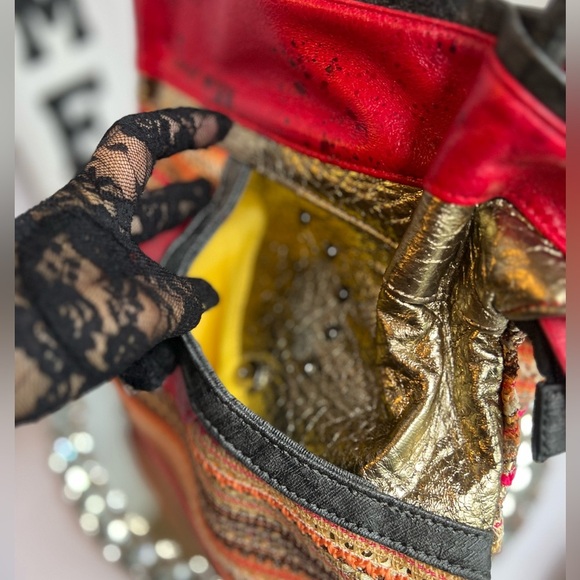 Cirque du Soleil vintages Faux Leather Embroidered Sequined Red Shoulder Bag - Picture 7 of 11